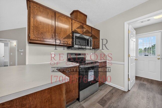 Building Photo - 6788 Mitchell Ridge Dr