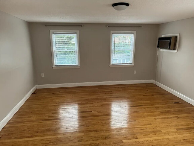 Building Photo - Welcome home!