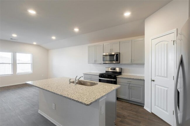Building Photo - 314 N Richland Dr
