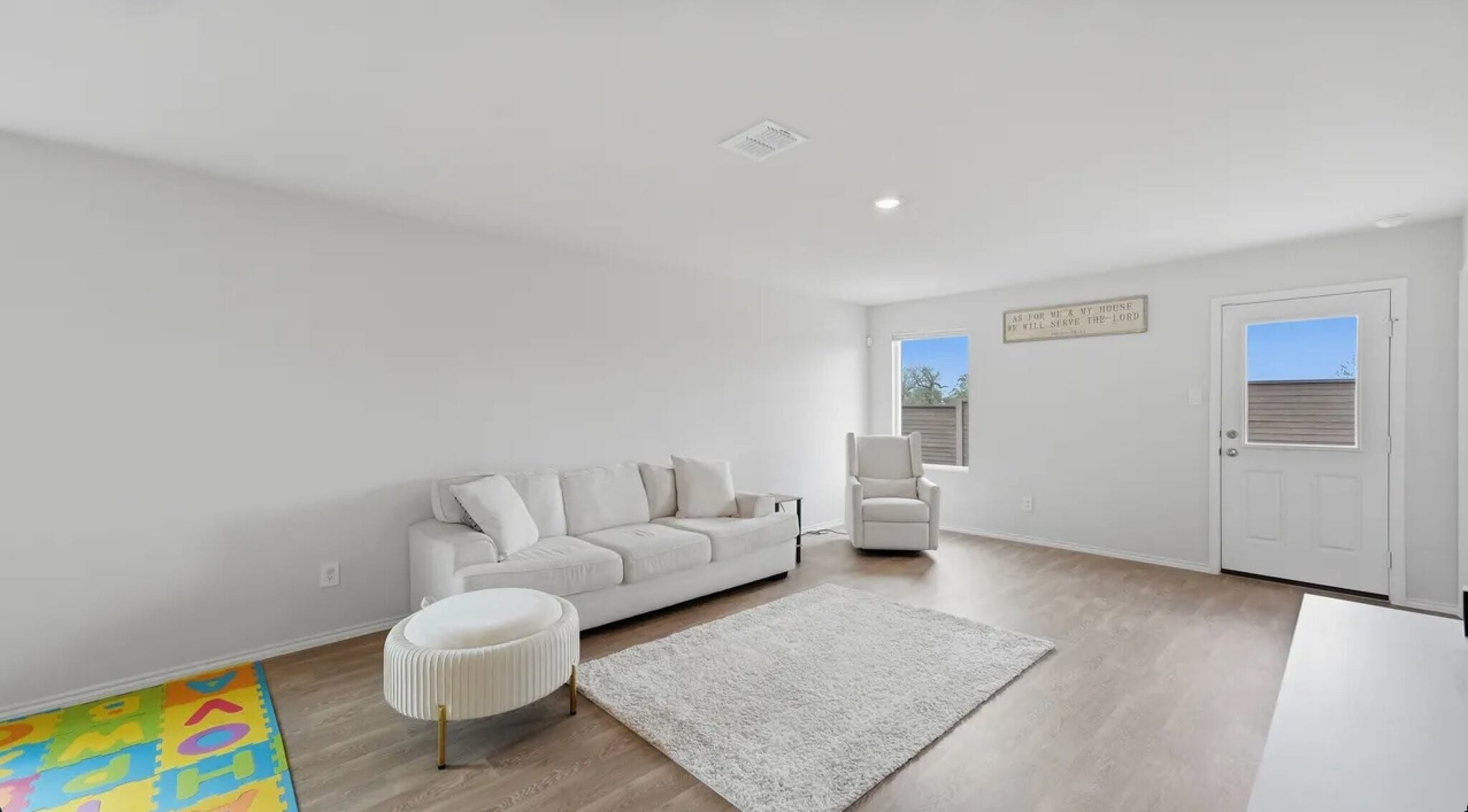 Building Photo - 303 Wild Goose Dr