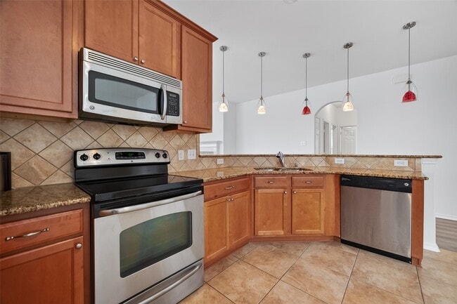 Building Photo - 13738 View Meadow Ln