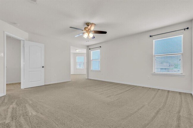 Building Photo - 3894 Bentwood Way