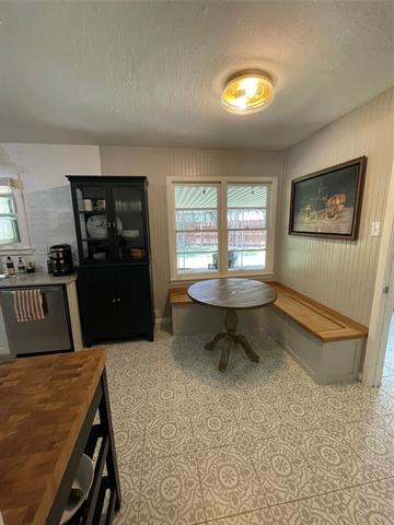 Building Photo - 4616 Selkirk Dr
