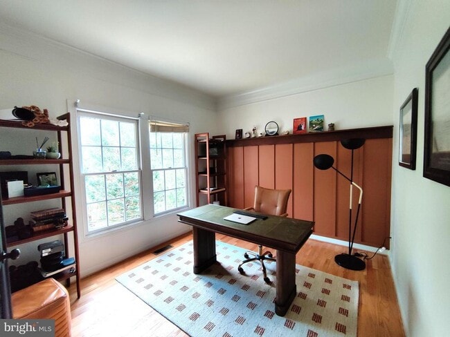 Building Photo - 7500 Tahoe Ct