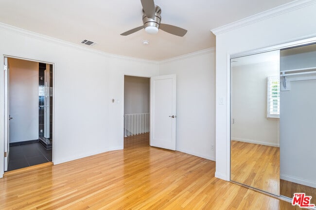 Building Photo - 1541 Selma Dr