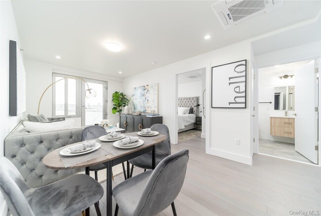 Building Photo - 131-19 Fowler Ave