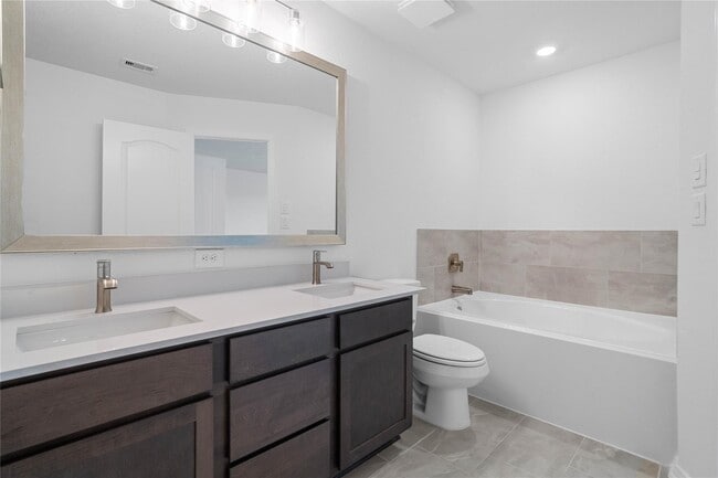 Building Photo - 8119 Leisure Pt Dr