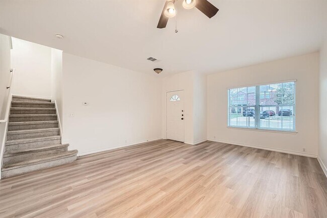 Building Photo - 20840 Silverbell Ln