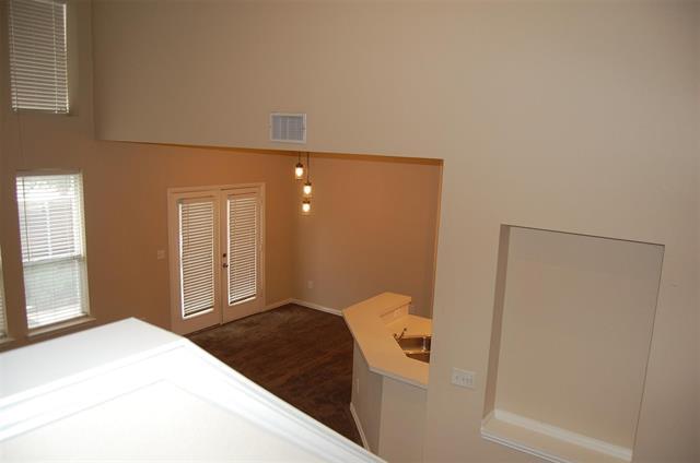 Building Photo - 7108 Wolfmont Ln