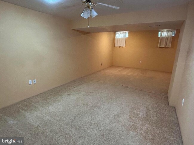 Building Photo - 13220 Willow Point Dr
