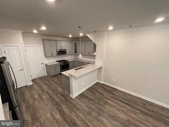 Building Photo - 20687 Heron Landing Dr