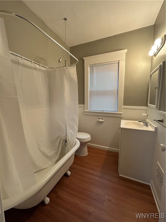 Building Photo - 108 Lisbon Ave