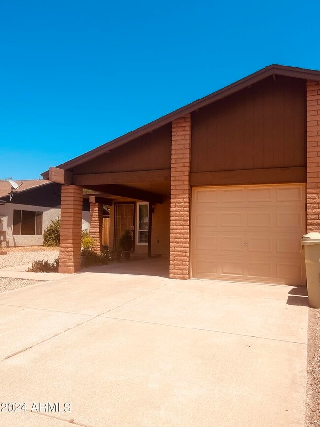 Building Photo - 13037 N 51st Dr