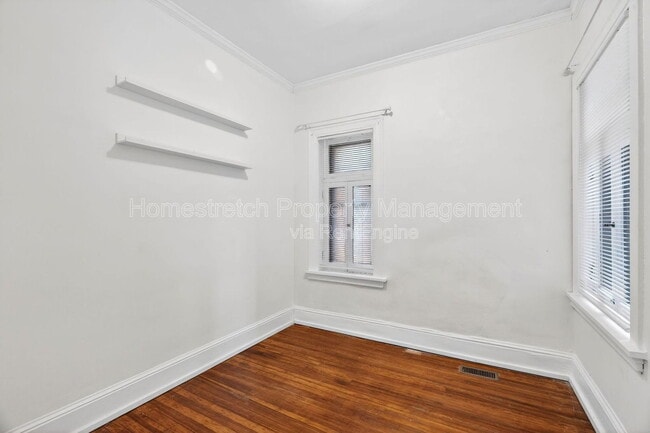 Building Photo - 3307 Halliday Ave