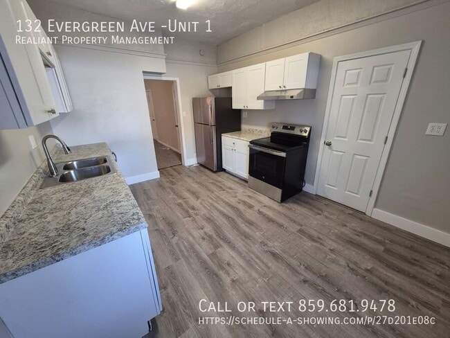 Building Photo - 132 Evergreen Ave