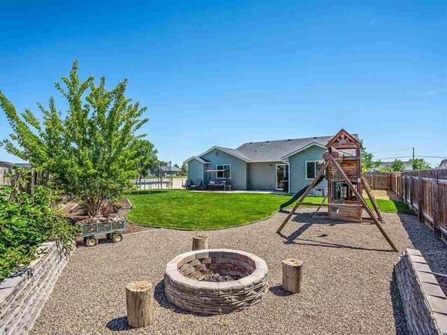 Building Photo - 10524 W Black Fang CT