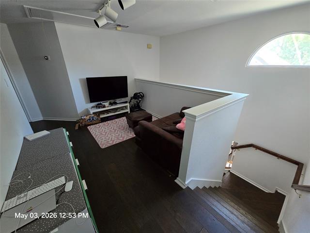 Building Photo - 3025 Ridge Hollow Dr