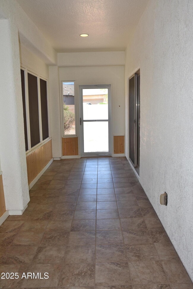 Building Photo - 4520 Leisure Ln