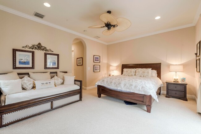 Building Photo - 106 Renaissance Dr