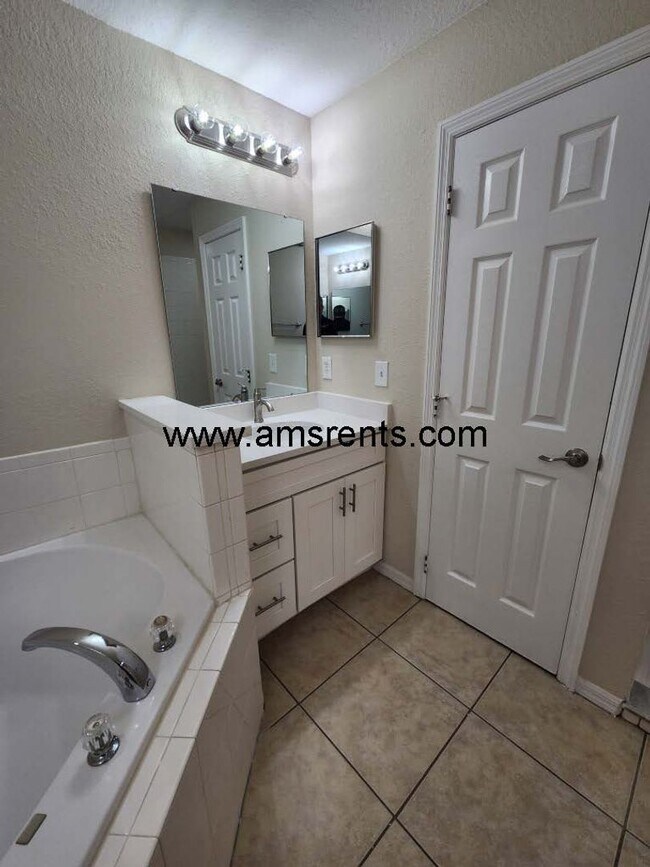Building Photo - 149 Conch Dr