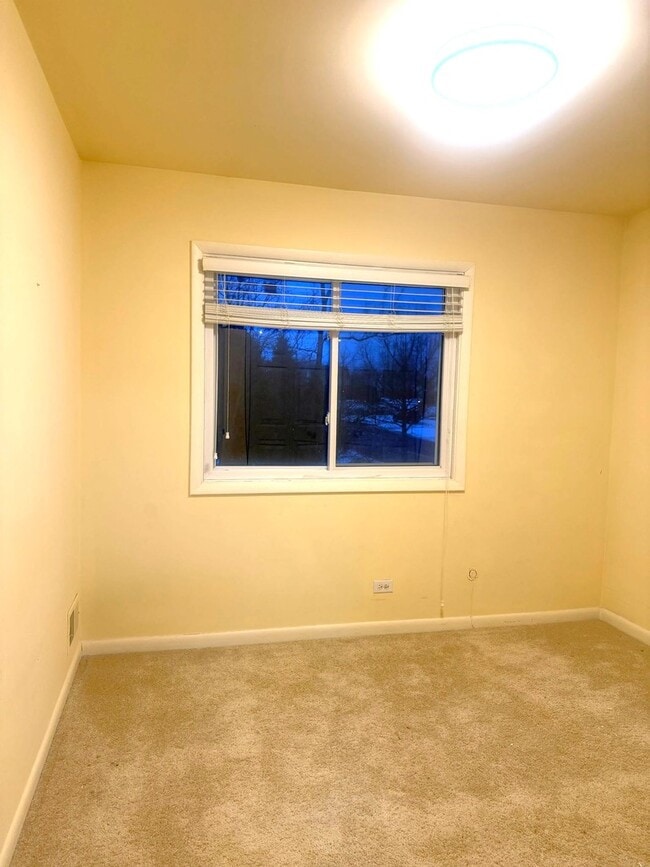 Building Photo - 434 Dogwood Terrace