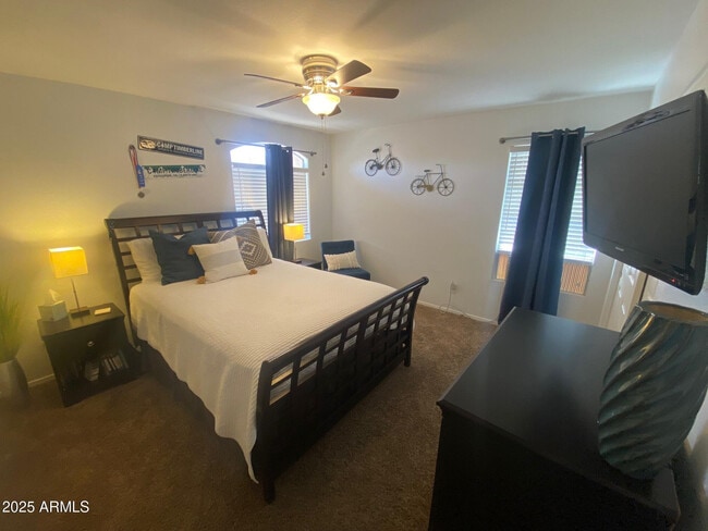 Building Photo - 3798 E Encinas Ave