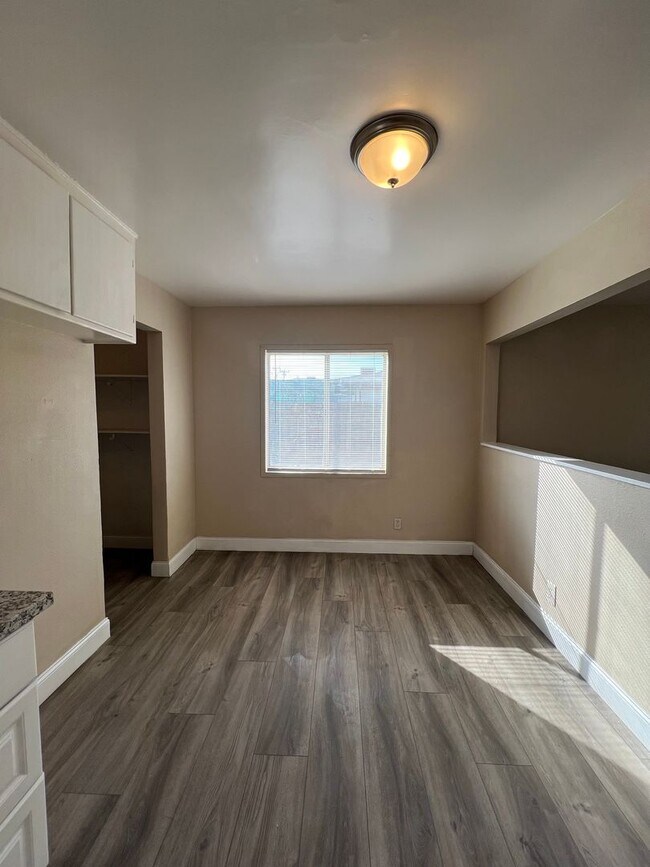 Building Photo - This cute home won't last long with a new ...