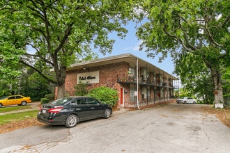 Building Photo - Celeste Manor