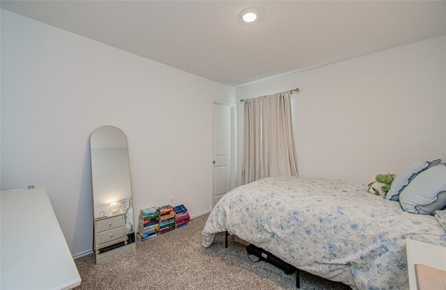 Building Photo - 14344 Rain Dr