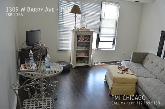 Building Photo - 1309 W Barry Ave