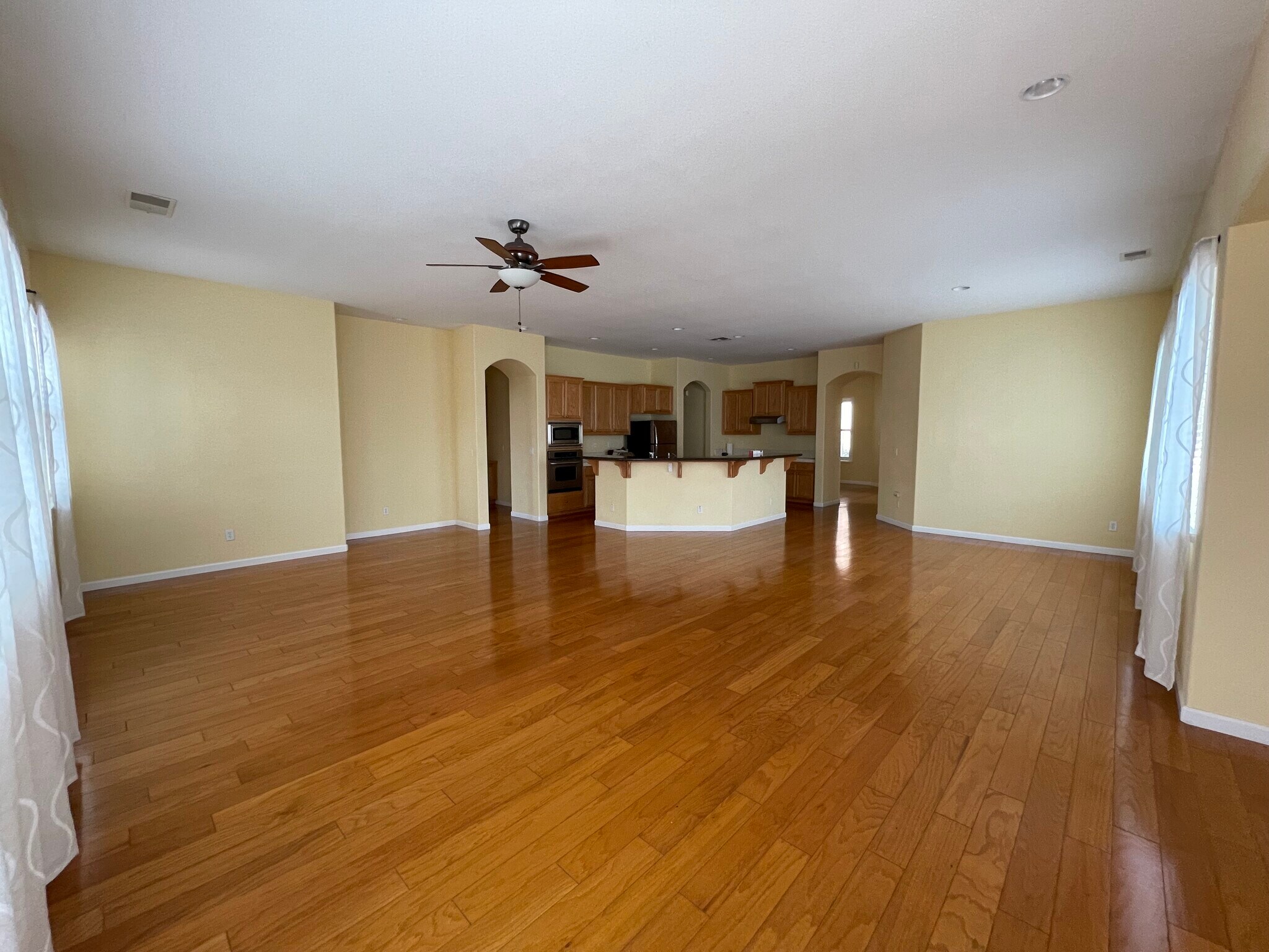 Building Photo - 7300 Elvora Way