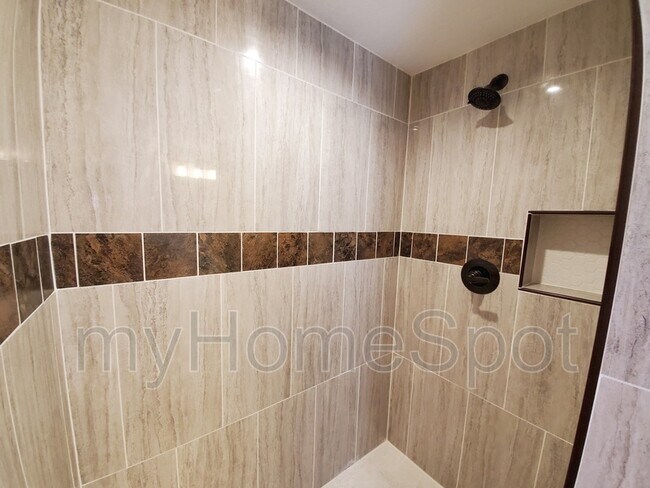 Building Photo - 8407 Whitmire Dr