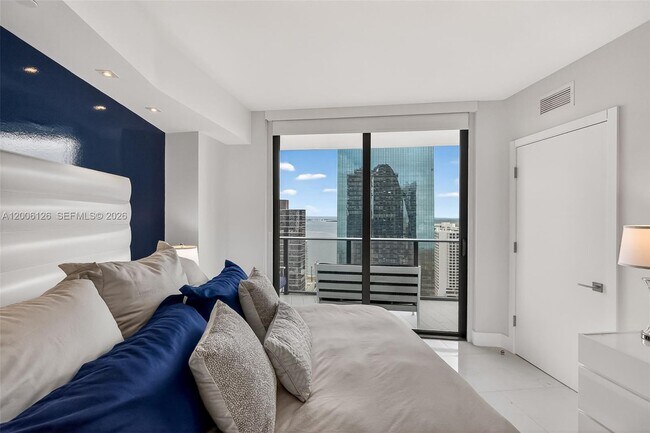 Building Photo - 1300 S Miami Ave