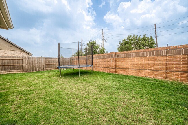 Building Photo - 23611 Blackhaw Blossom Ln