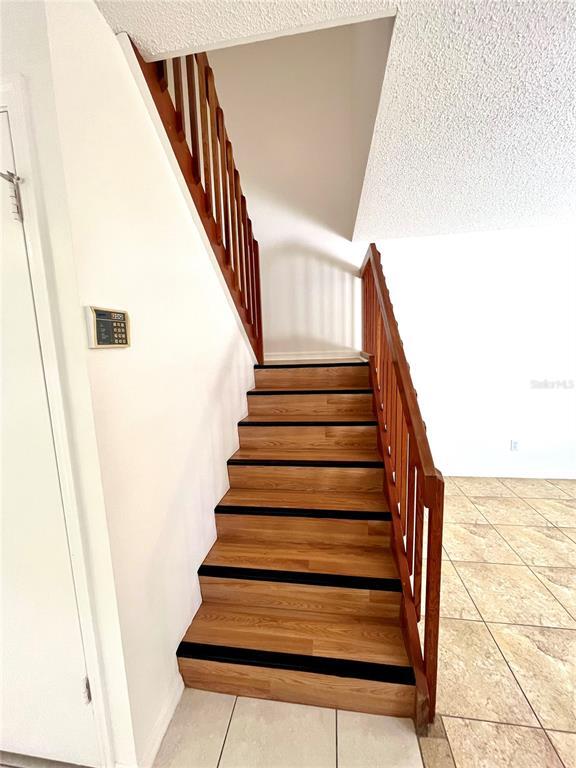 Building Photo - 5268 Coral Ct