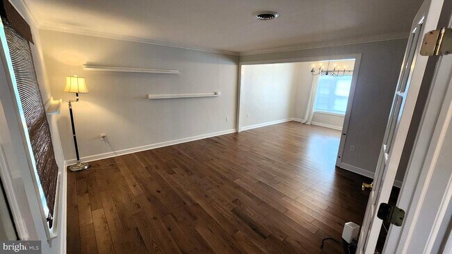 Building Photo - 3702 Blueberry Dr