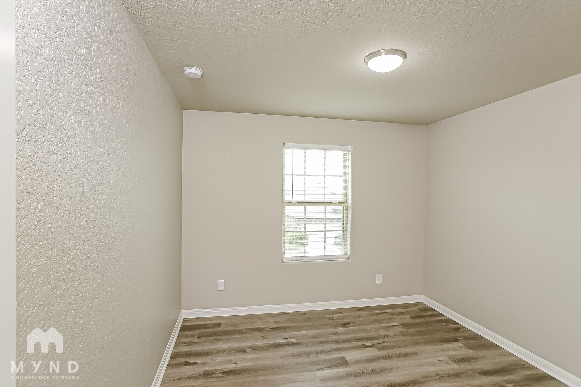 Building Photo - 11335 Decidedly