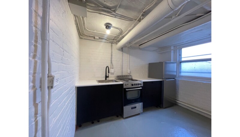 Building Photo - 127 Seward Ave