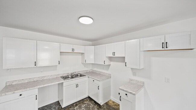 Building Photo - 34 E Geeter Rd