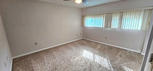 Building Photo - Indian Harbor Beach- 2 Story Townhome