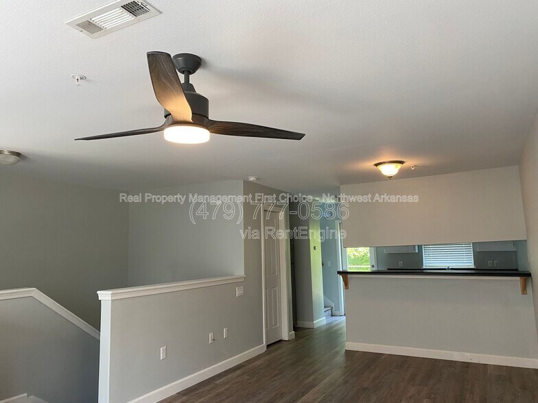 Building Photo - 1866 N Scull Creek Dr