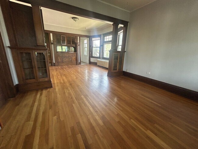 Building Photo - 505-507 N Farrington Street