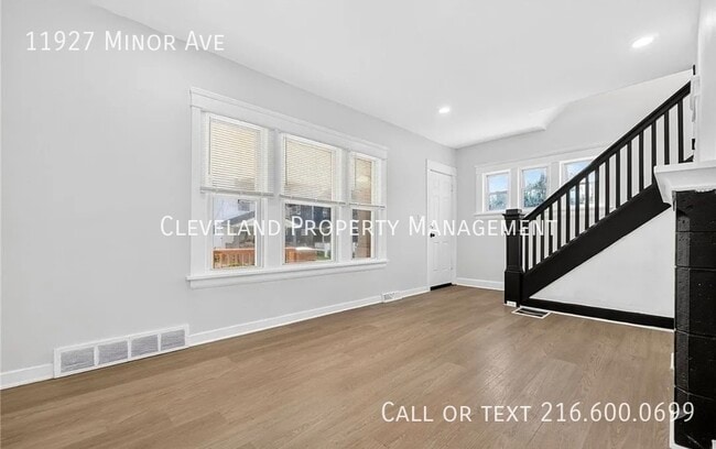 Building Photo - 11927 Minor Ave