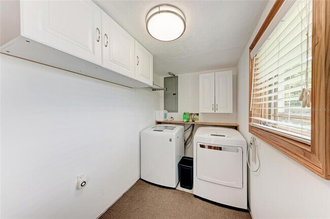 Building Photo - 27192 San Marino Dr