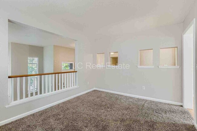 Building Photo - 8210 E 29th Ave