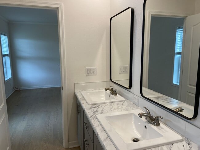 Building Photo - 7300 20th St