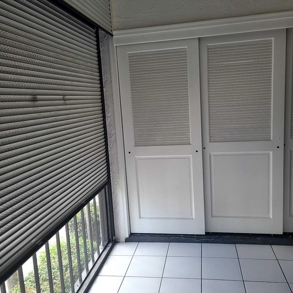 Building Photo - 5267 Europa Dr