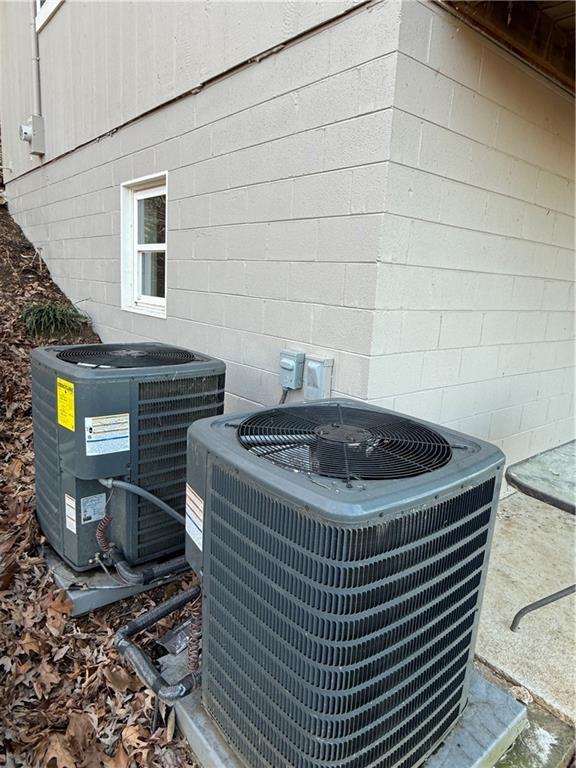 Building Photo - 456 Poverty Rd