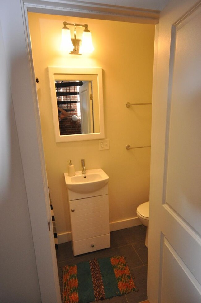 Building Photo - South End Area of Boston, In-Unit Washer a...