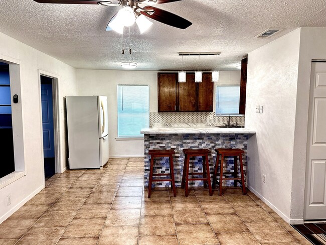 Building Photo - 1528 Angel Fire Dr